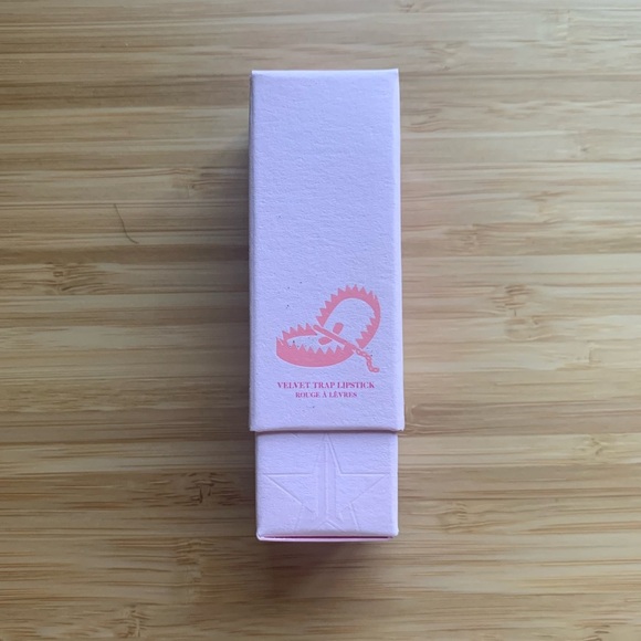 Jeffree Star Velvet Trap Lipstick - Gardening H*e (Muted Nude Yellow) - NWB - Picture 7 of 7